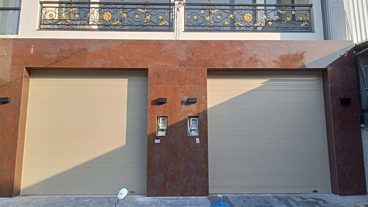 Cửa cuốn khe thoáng Đức
